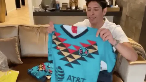 Álvarez recibió un sorpresivo regalo del Club América.