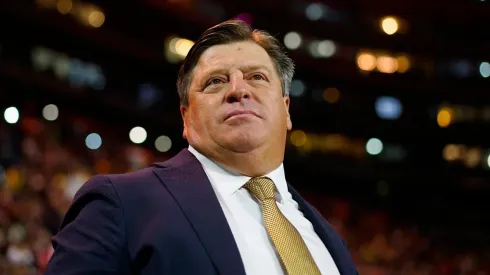 Azcárraga y Baños se comprometieron a ayudarlo si llega una oferta