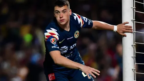 Cesilio ve en Viñas a un futuro Suárez o Cavani