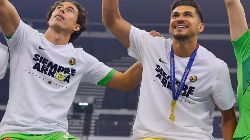 Jiménez trolleó a Henry por sus ronquidos