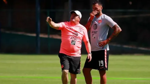 Herrera da detalles de la renovación de Aguilera.