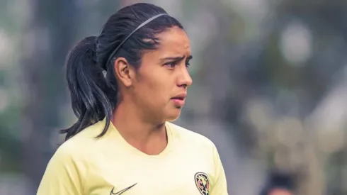 Cuevas fue oficializada en su nuevo club.