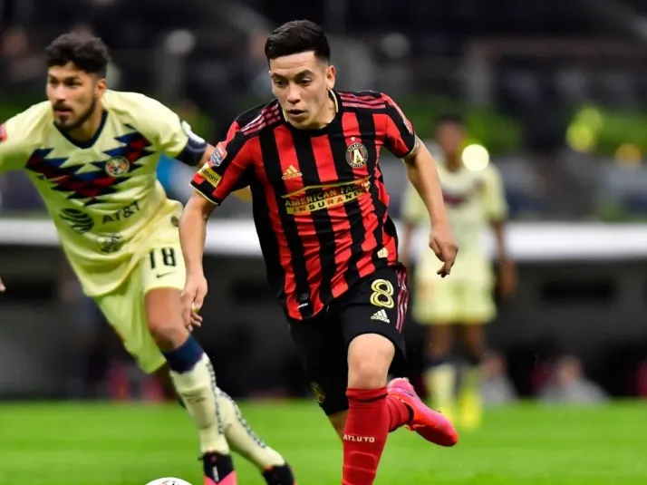 Cinco extremos argentinos que pueden servir por Ibarra