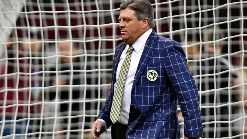 Piojo Herrera ve poco probable la llegada de Rubens Sambueza.