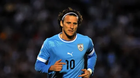 Forlán ve a Viñas en Europa