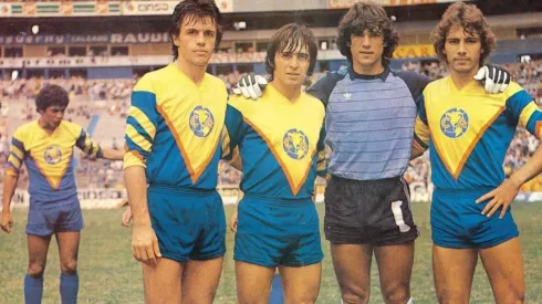 Vuelve la "picuda": las últimas playeras