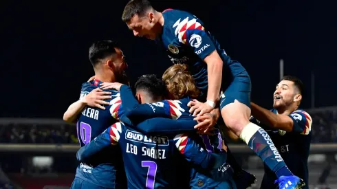 América se compromete con los trabajadores de salud.