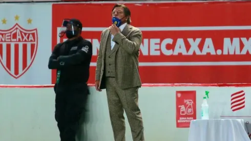 Herrera culpa al arbitraje de cortar mucho el partido.