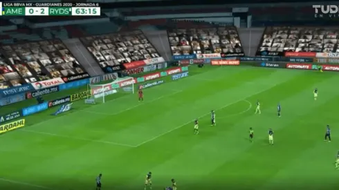 Roger Martínez es expulsado en el América.