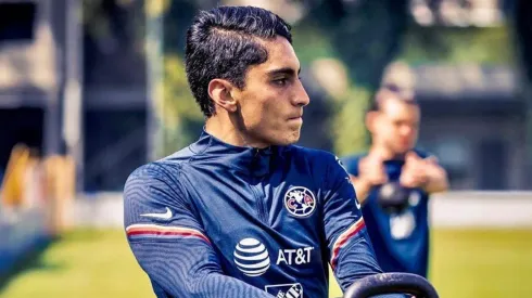 Santiago Naveda es la opción de reemplazo en caso de que salga Santi Cáseres.