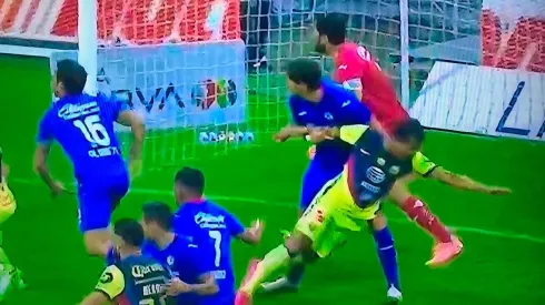 Pérez no sanciona penal a América por falta a Gio.