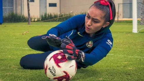 Jaidy Gutiérrez entrenando en la Cancha Centenario. (Vía:@americafemenil)