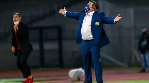 Herrera le apuntó a Concacaf por hacer jugar a América a fin de año