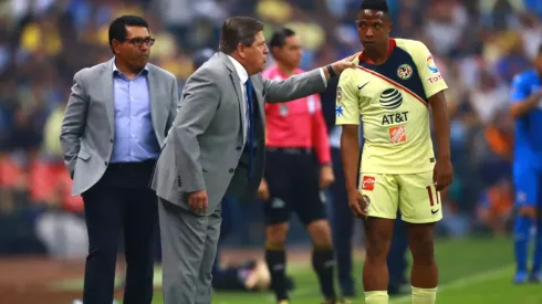 Herrera explica polémica por los salarios con Ibargüen y Roger