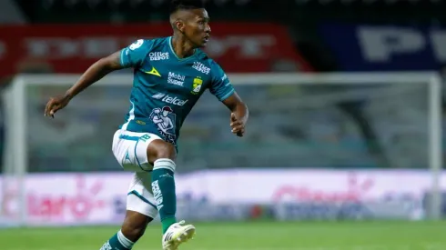 Aquino apunta a ser refuerzo de América.