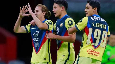 América vence al Atlético San Luis en su debut.