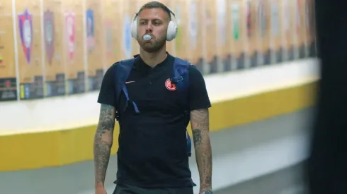 Se cumple un año del debut de Ménez.