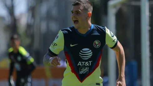 Benedetti presente en el triunfo de las Fuerzas Básicas.