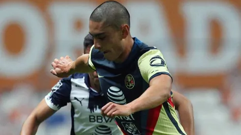 Naveda, de postergado por el Piojo a revelación con Solari