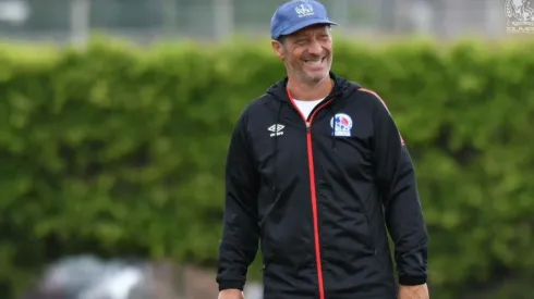 Pedro Troglio espera que Olimpia haga historia ante América.