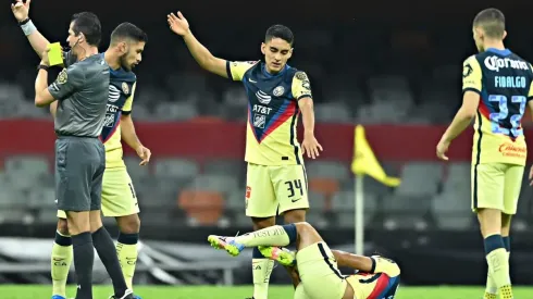 América ha batallado con el arbitraje en la Concachampions.