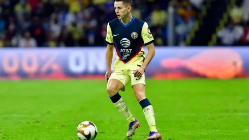 Álvaro Fidalgo podría quedarse en América por mucho tiempo más.