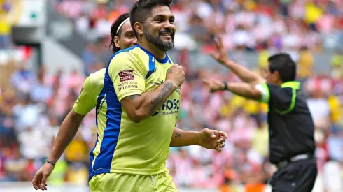 Reinaldo Navia hizo un pedido directo a la afición a través de su Facebook.