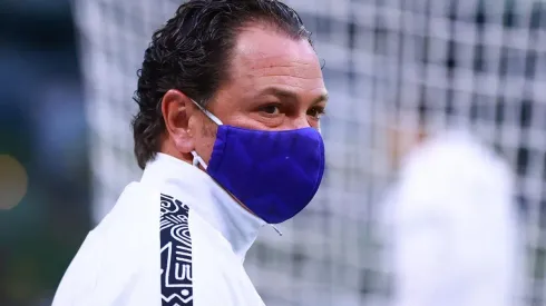 Baños podría ser corrido de su cargo.