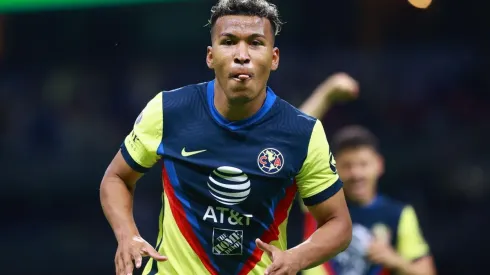 ¿Roger Martínez se queda en el América?