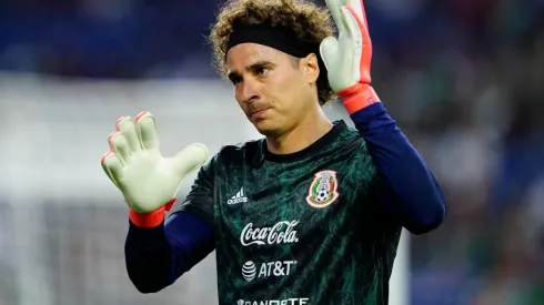 Memo vuelve a batir un récord, esta vez, en la portería de El Tri.