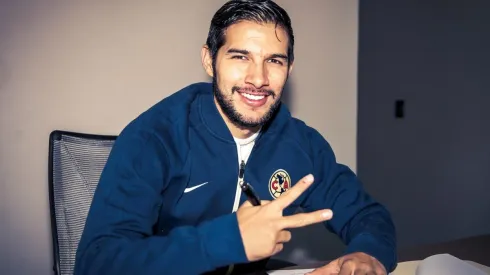 Chucho López seguirá como jugador de las Águilas.