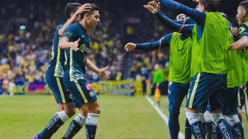 Salvador Reyes en pleno festejo de su gol en el amistoso ante Tigres.