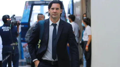 Santiago Solari consideró que Roger Martínez fue golpeado más de la cuenta.