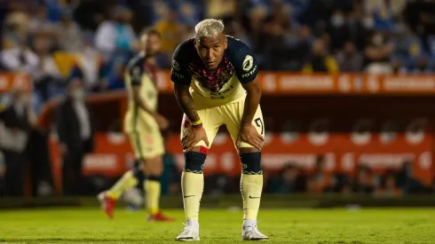 Roger Martínez recibió varios golpes en Querétaro.