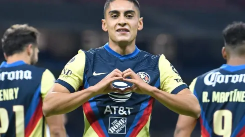 Santiago Naveda seguirá ligado al América por dos años más.