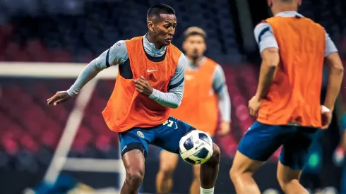 La lesión de Aquino no fue grave y está en condiciones de jugar.