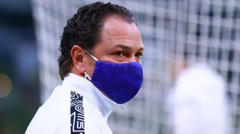 Santiago Baños encabezará la busca de un refuerzo para América.