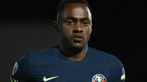 Renato Ibarra insiste en volver antes de lo previsto.