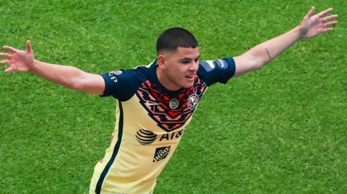 Richard Sánchez se ha convertido en el especialista de larga distancia en Coapa.