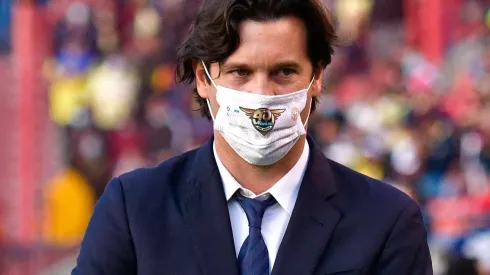 Santiago Solari prepara al equipo para el duelo con Santos Laguna.