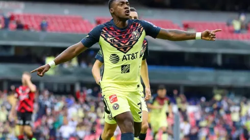 Renato Ibarra otra vez con pocas chances de quedarse.