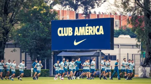 América se sigue entrenando en Coapa.