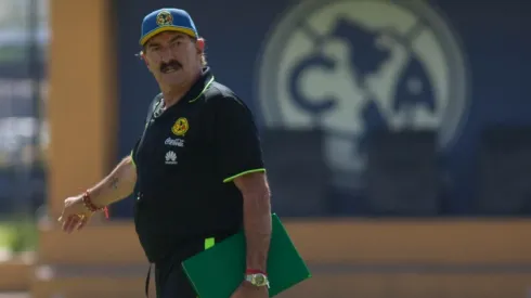 La Volpe volvió a lanzar dardos para todos lados.