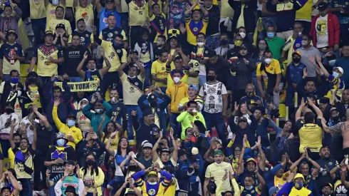 El equipo de Santiago Solari contó con el apoyo de su gente.