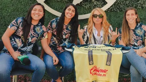 Las jugadoras azulcremas la pasaron bien con Paulina Rubio.