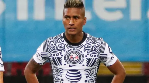 Pedro Aquino hizo fuerza para estar con Perú.