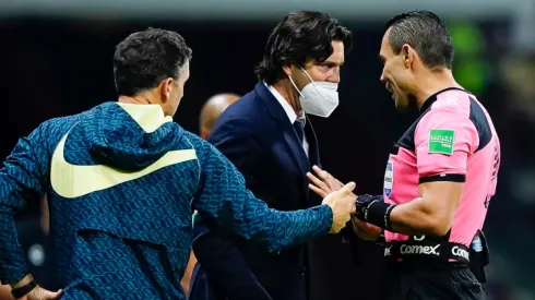 Solari aseguró que los árbitros los dirigen condicionados.