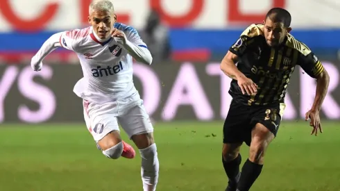 La llegada de Ocampo a América se complica.