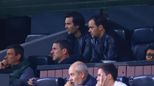 Solari y Baños siguen buscando jugadores.