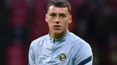 Federico Viñas fue -¿injustamente?- expulsado vs. Atlas en el Estadio Azteca.